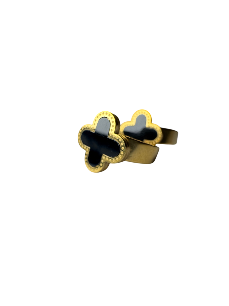 Black Four-Leaf Clover Ring - Image 2