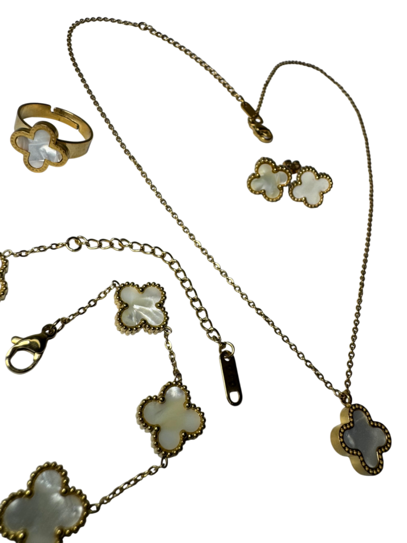 White Clover Jewelry Set - Image 3