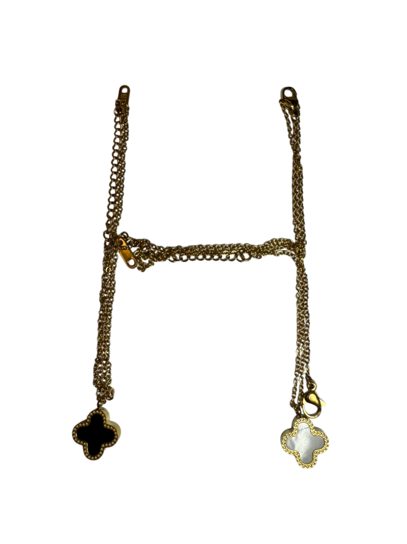 Two-Sided Clover Pendant - Image 5
